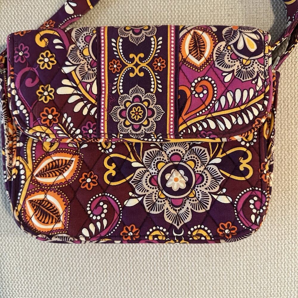 VERS BRADLEY | Sunset Floral Cotton Purse 9” x 6.5” Cross Body Adjustable Strap - Picture 4 of 5